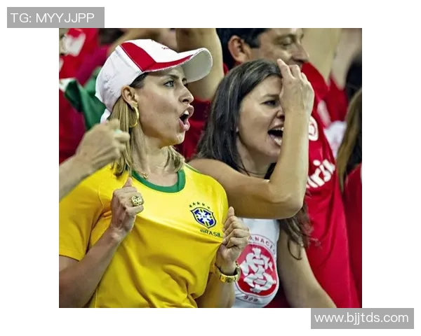 足球明星与女球迷的激情碰撞展现运动魅力与青春活力的完美结合